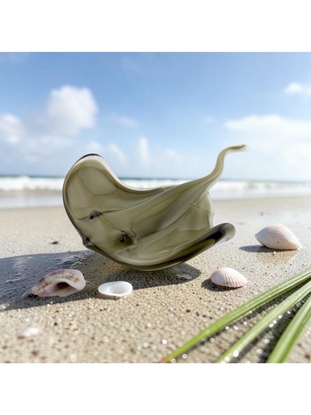 Art Glass Stingray 12" by Dynasty Gallery in San Fran Murano Style Org Sticker